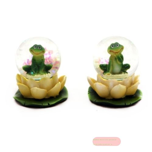 Bild von Glasschneekugel Frösche auf Seerose in polyresin, 2-fach ass., ca.5cm - VE 12