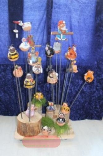 Bild von Holzdisplay Präsentations-Rollwagen für Verkauf mit 3 Holzstämmen (Gratis ab 24 Stück)