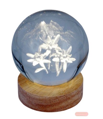 Bild von Klarglaskugel, ca.8cm, LED-Holzsockel mit USB, eingelasertes Motiv Edelweiss