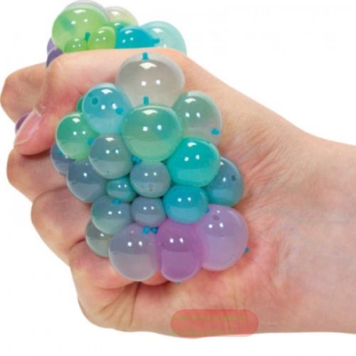Bild von RAINBOW SQUISHY MESH BALL, Quetschball im Netz, mehrfarbig, ca.8cm, im Display - VE 12