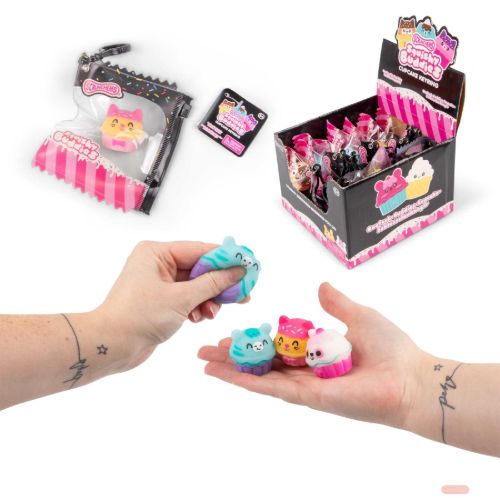 Bild von SCRUNCHEMS CUPCAKE KEYRING, Cupcake Anhänger, ca.4cm, gemischt, Beutel, Display - VE 12